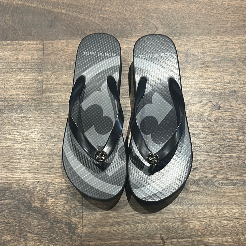 TORY BURCH black and gray logo dressy flip flop sandals
